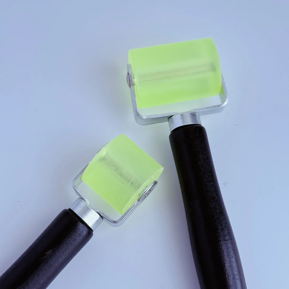 Silicone Roller For Making Ker - مراجعة Glue Stick Pack وسعره